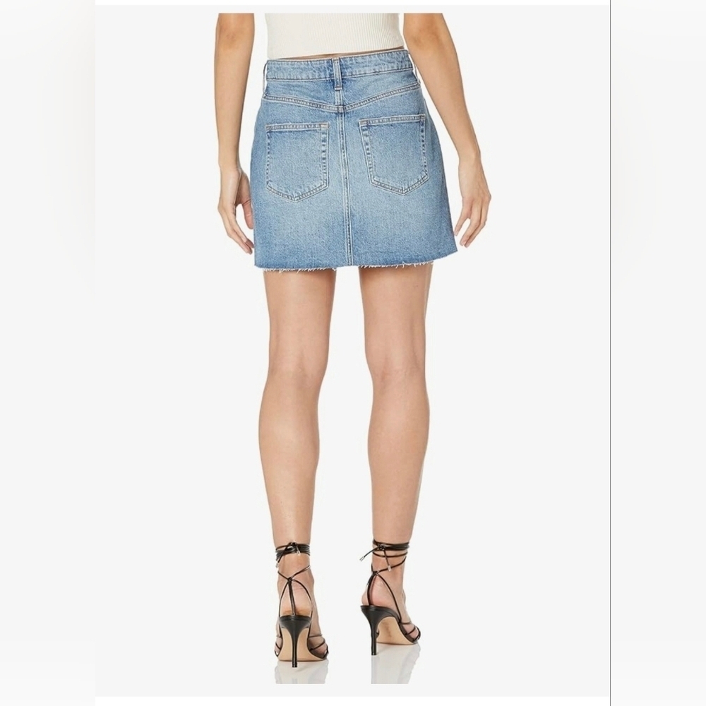 The Drop Arhaan Denim Mini
Skirt #1204 - Picture 5 of 8